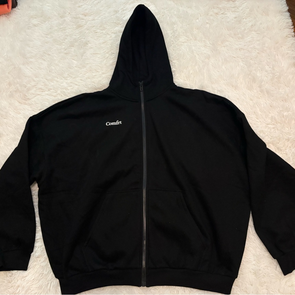 Comfrt Black Zip Up Jacket